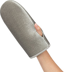 Trixie Двусторонняя перчатка для удаления шерсти