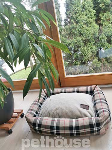 Chloe's Home Dublin Brown Лежак для собак і котів