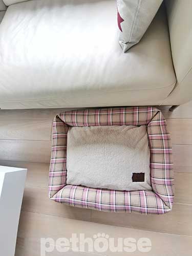 Chloe's Home Dublin Pink Лежак для собак і котів