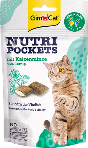 GimCat Nutri Pockets Catnip & Multivitamin - подушечки з котячою м'ятою та вітамінами для котів