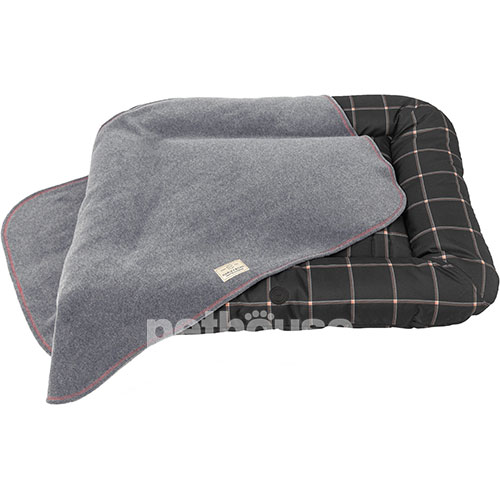 Harley and Cho Флисовый плед для кошек и собак Tysha Gray Harley and Cho Флисовый плед для кошек и собак Tysha Gray