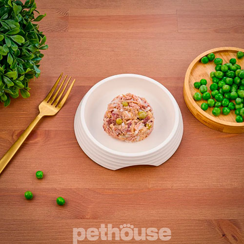 Monge Supreme Sterilised Cat Tuna with Sole and Green Peas
