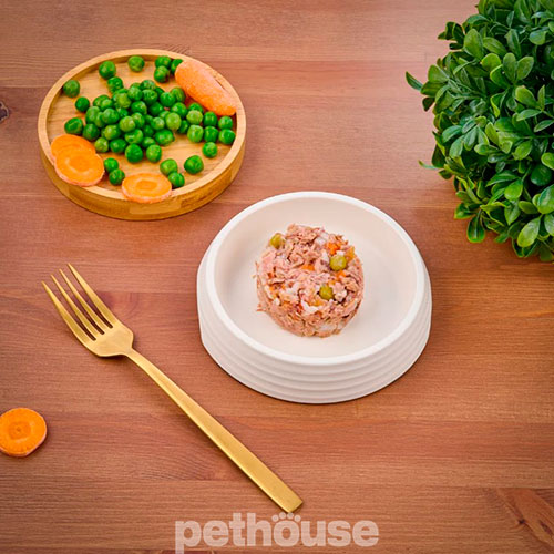 Monge Supreme Adult Cat Tuna with Green Peas and Baby Carrots