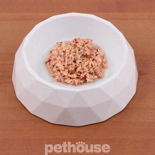Monge Supreme Sterilised Cat Tuna with Brown Rice and Cranberries