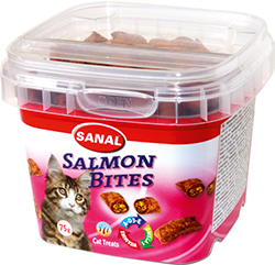 Sanal Salmon Bites - подушечки з лососем для котів