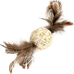 GiGwi Catch & Scratch Плетеный мячик с колокольчиком и перьями для кошек